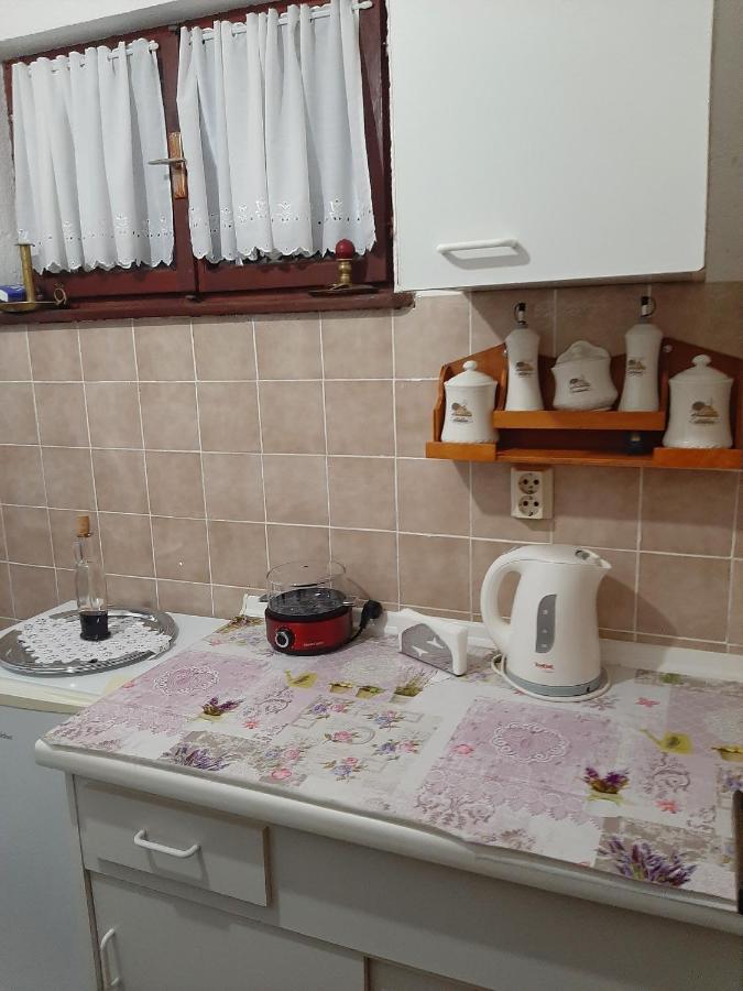 Sailor's Rustic House Holiday home Virpazar