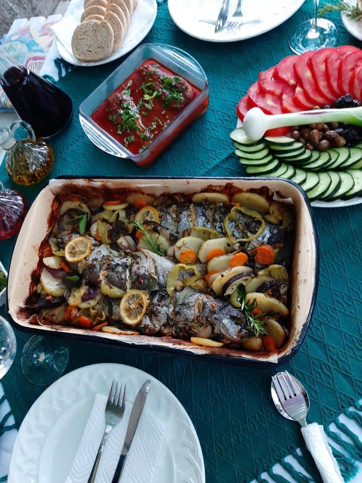 Sailor's Rustic House Holiday home Virpazar
